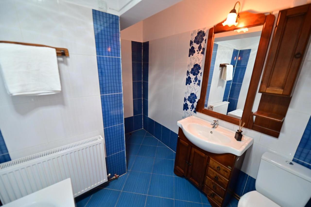 Vacation Apartment With Free Parking Nagyszeben Kültér fotó